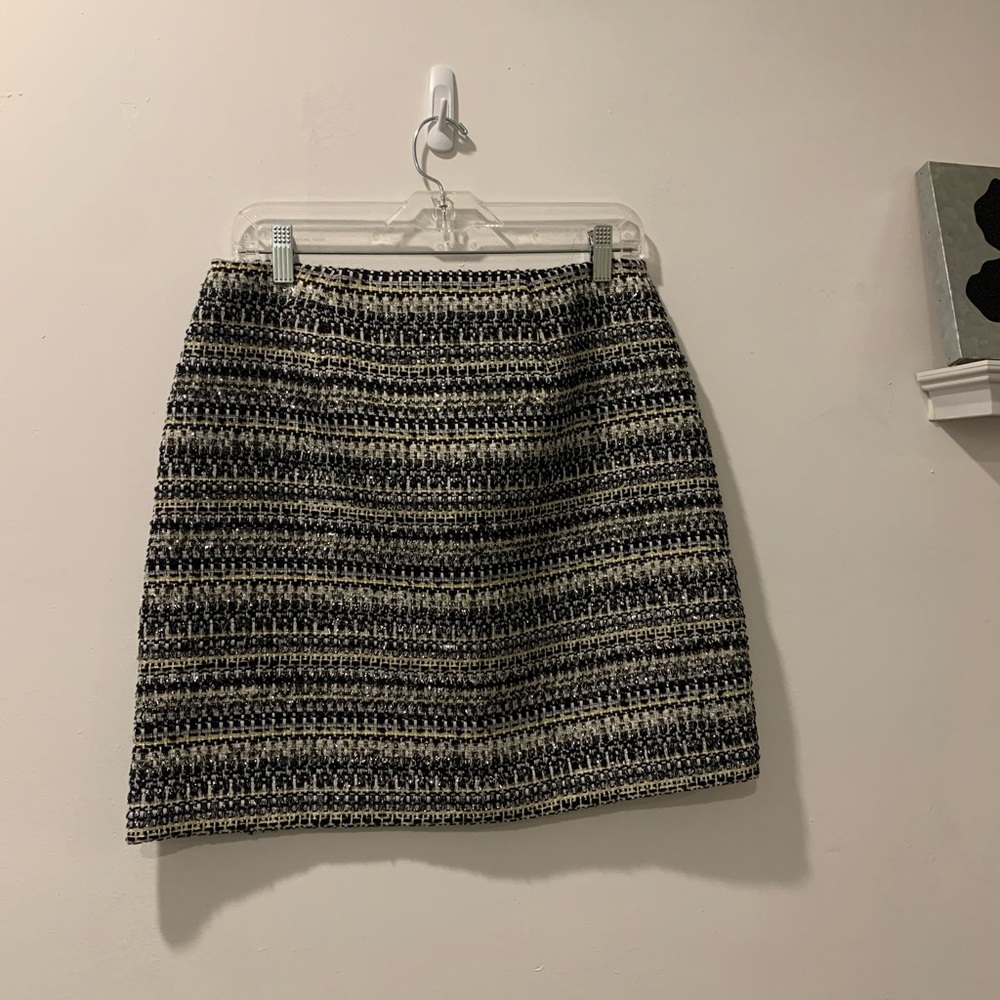 Ann Taylor Loft Tweed skirt, size 6P, very gently used